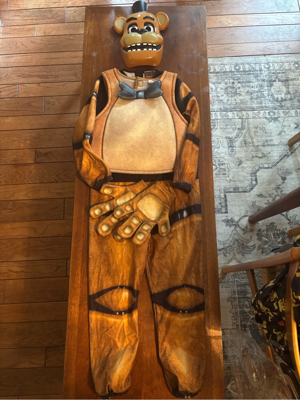 Youth medium Halloween Animatronic Bear Costume with Mask five nights at freddys